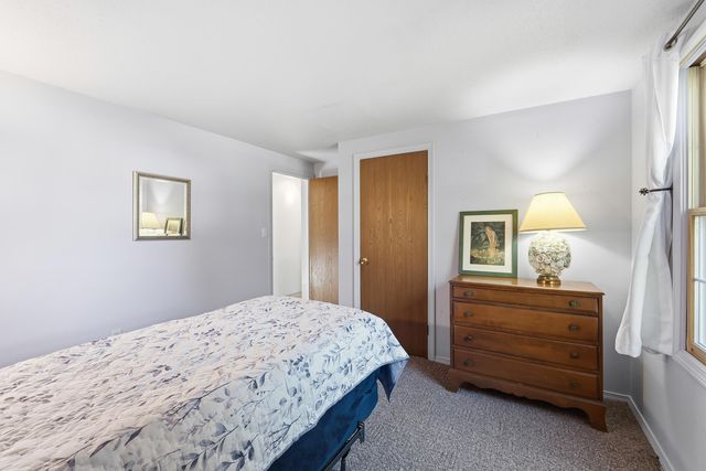 25 Moulton Road, Hampton, NH 03842