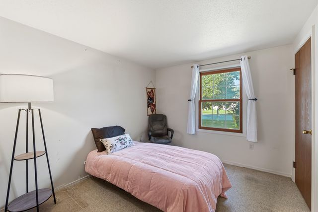 25 Moulton Road, Hampton, NH 03842