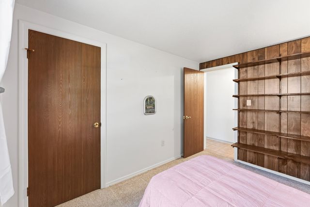 25 Moulton Road, Hampton, NH 03842