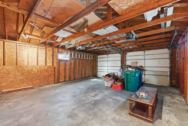 25 Moulton Road, Hampton, NH 03842