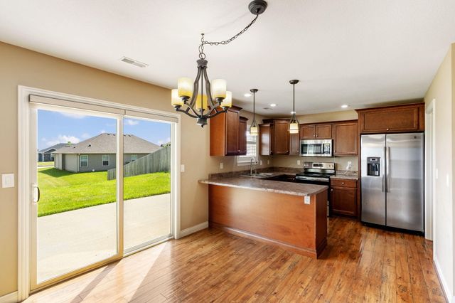3600 MEANDERING CT, Columbia, MO 65202