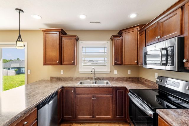 3600 MEANDERING CT, Columbia, MO 65202