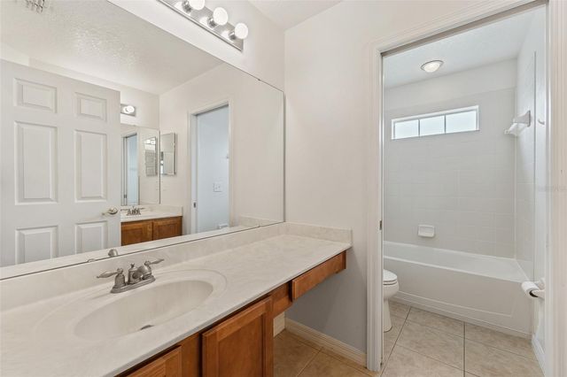 10075 BAYWATER BREEZE DRIVE, Orlando, FL 32827