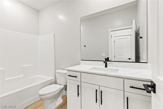 4504 Cave Lake Avenue, North Las Vegas, NV 89032