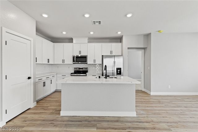 4504 Cave Lake Avenue, North Las Vegas, NV 89032