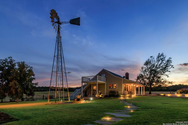 3366 Ranch Rd 965, Fredericksburg, TX 78624
