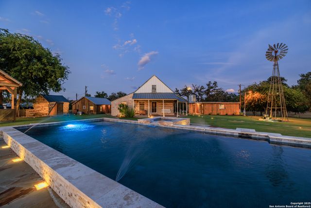 3366 Ranch Rd 965, Fredericksburg, TX 78624