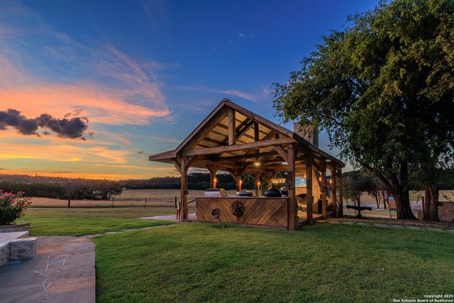 3366 Ranch Rd 965, Fredericksburg, TX 78624