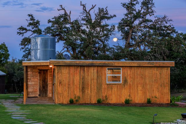 3366 Ranch Rd 965, Fredericksburg, TX 78624