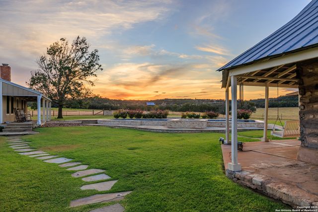 3366 Ranch Rd 965, Fredericksburg, TX 78624
