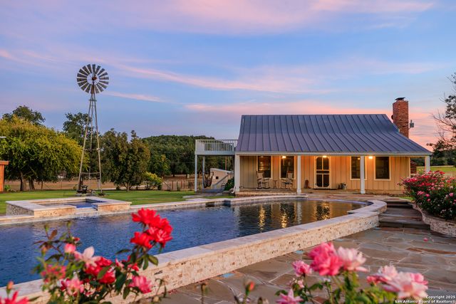 3366 Ranch Rd 965, Fredericksburg, TX 78624