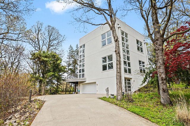 51212 Deer Park Drive, Grand Beach Vllg, MI 49117