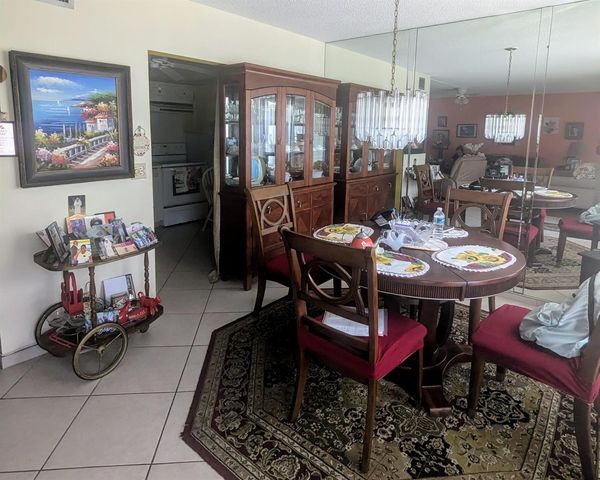 205 Wellington M, West Palm Beach, FL 33417