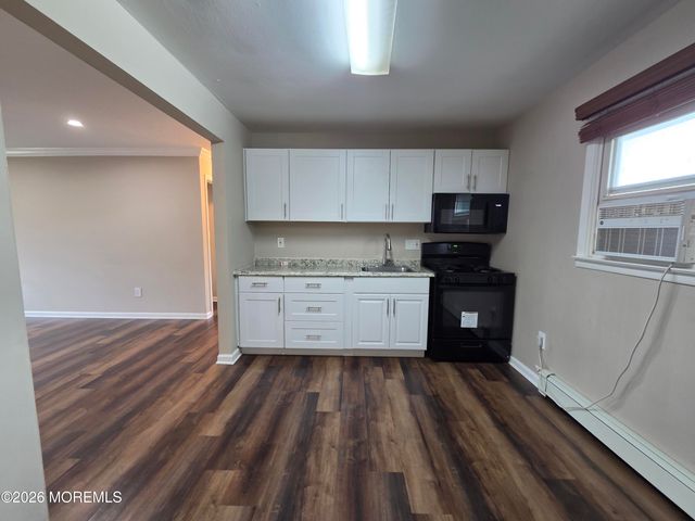 1 George Street 2, Jamesburg, NJ 08831