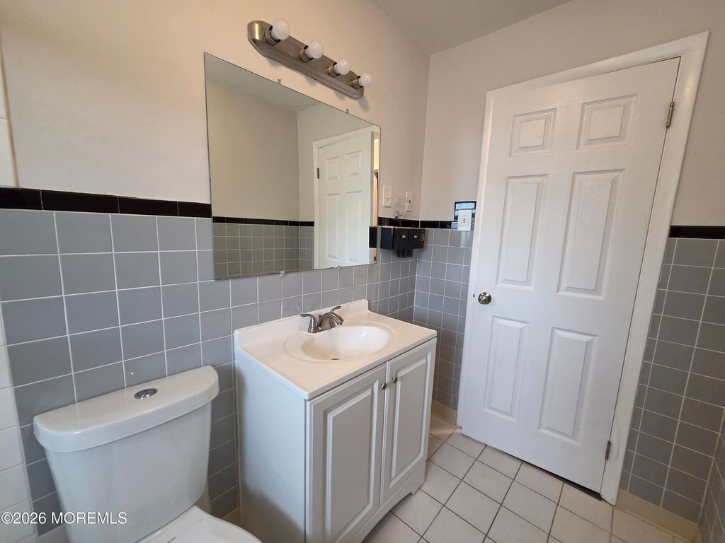 1 George Street 2, Jamesburg, NJ 08831
