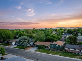 11132 W Barden Tower Dr, Boise, ID 83709