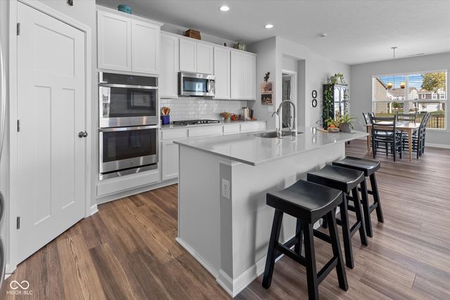 16646 Cattle Hollow Lane, Noblesville, IN 46060