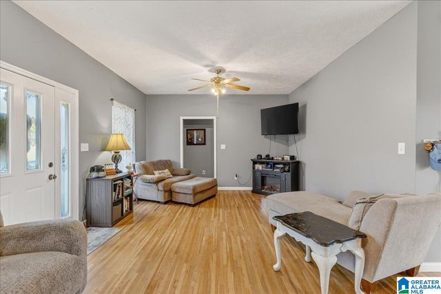 75 CHESTNUT VIEW, Hayden, AL 35079