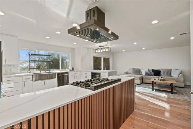 1312 Peacock Hill, North Tustin, CA 92705