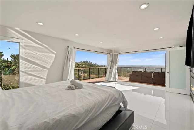 1312 Peacock Hill, North Tustin, CA 92705