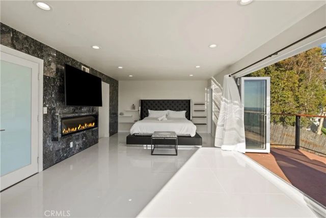 1312 Peacock Hill, North Tustin, CA 92705