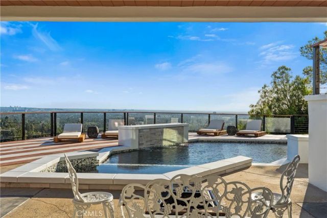 1312 Peacock Hill, North Tustin, CA 92705