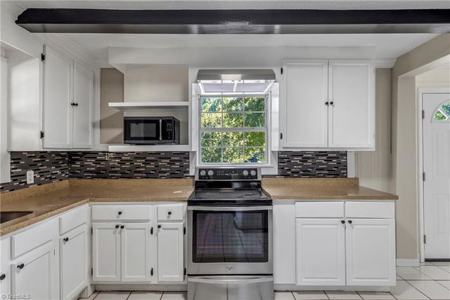 2117 Bowen Boulevard, Winston-salem, NC 27105