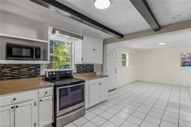 2117 Bowen Boulevard, Winston-salem, NC 27105