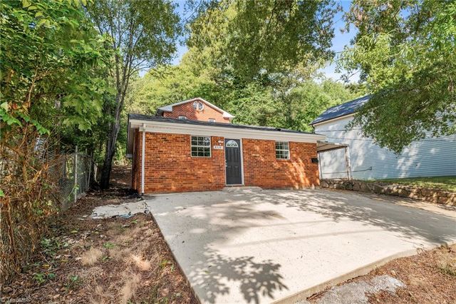 2117 Bowen Boulevard, Winston-salem, NC 27105