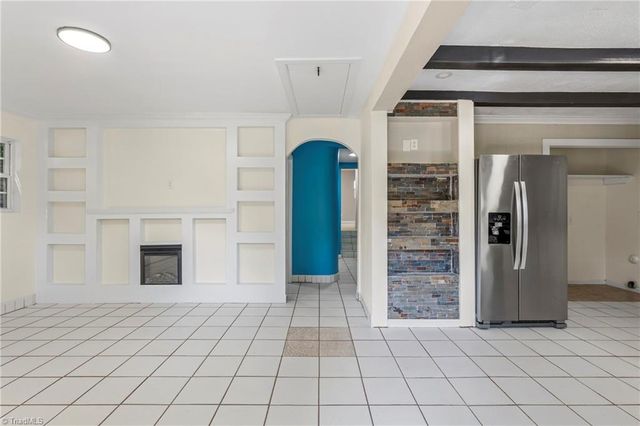 2117 Bowen Boulevard, Winston-salem, NC 27105