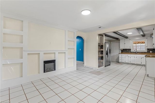 2117 Bowen Boulevard, Winston-salem, NC 27105