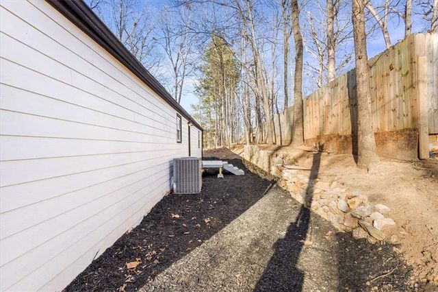 31 Huckleberry Lane, Winder, GA 30680