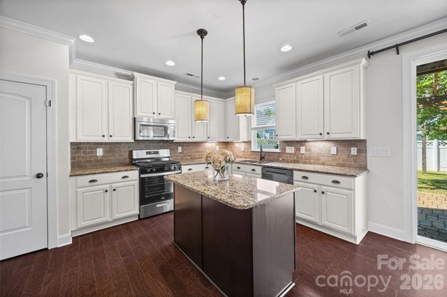 1016 Equipoise Drive, Indian Trail, NC 28079