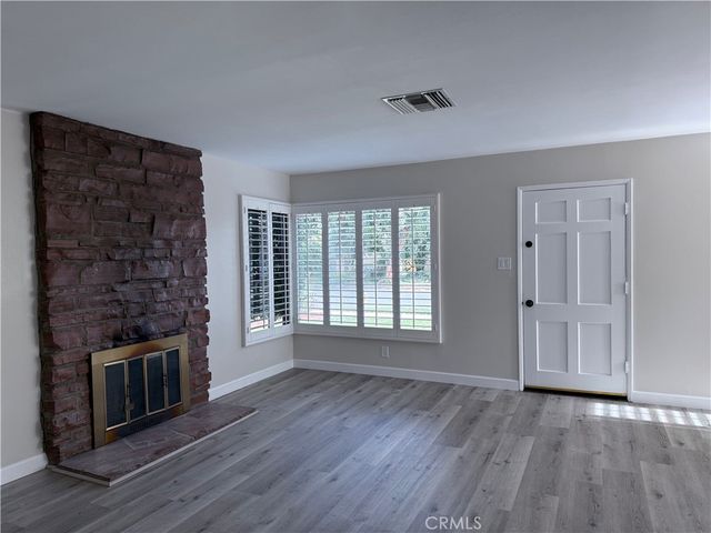 6857 Chimineas, Reseda, CA 91335