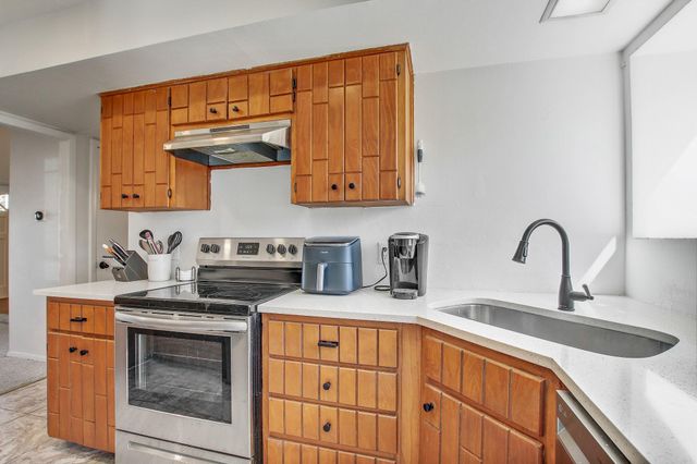 8925 North PLZ 69, Austin, TX 78753