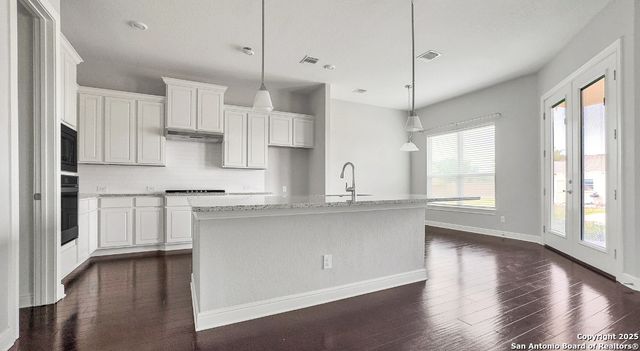 212 Big Bend, Castroville, TX 78009