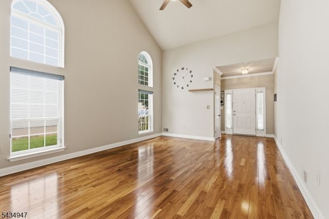 96 Magellan Way, Franklin Twp., NJ 08823