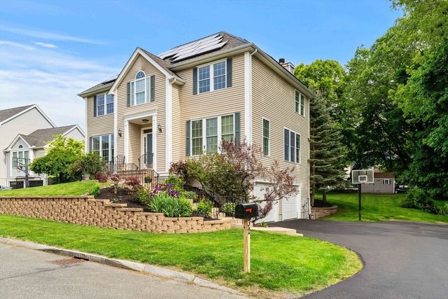 32 Daniel Lucy Way, Newburyport, MA 01950
