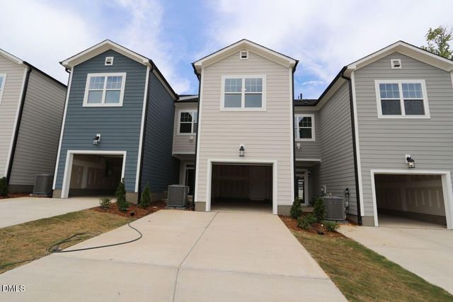 3119 Cathedral Comb Drive 270, Apex, NC 27502