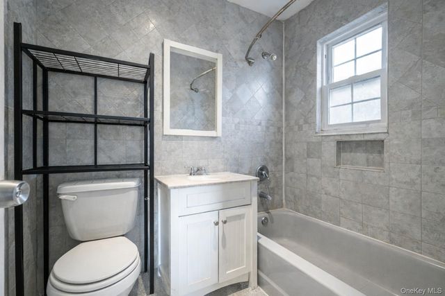 21910 132nd Road, Laurelton, NY 11413