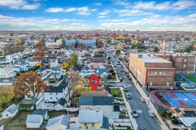 21910 132nd Road, Laurelton, NY 11413