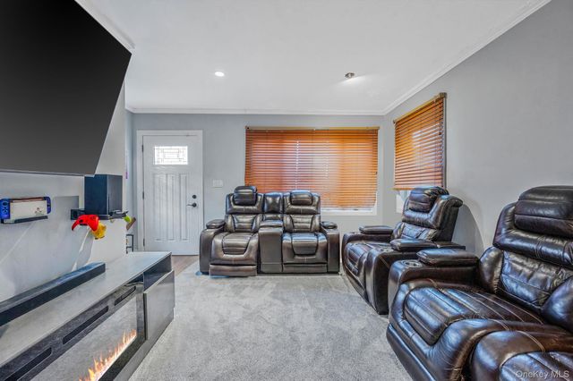 21910 132nd Road, Laurelton, NY 11413