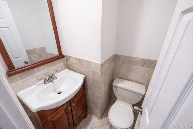 21910 132nd Road, Laurelton, NY 11413