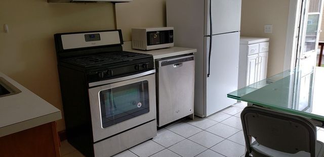 378A Boylston Street 00, Newton, MA 02459
