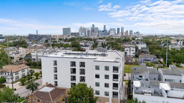 1508 Blodgett Street 408, Houston, TX 77004