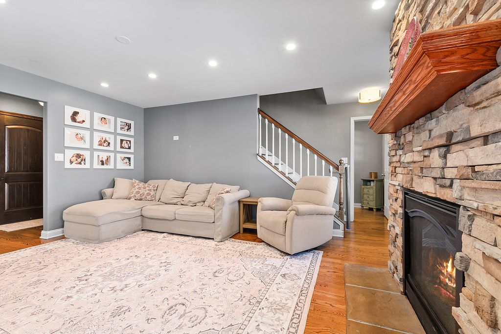 3348 W 99th Street, Evergreen Park, IL 60805 — photo 4