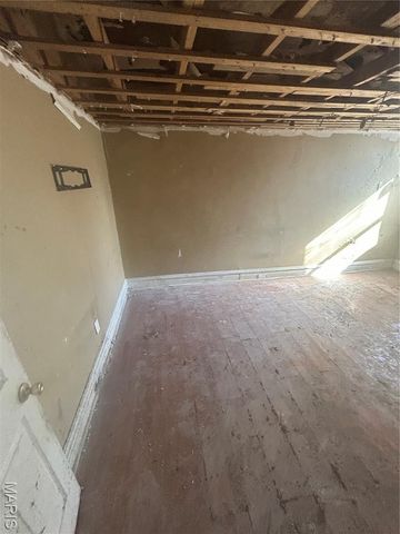 4330 Penrose Street, St Louis, MO 63115