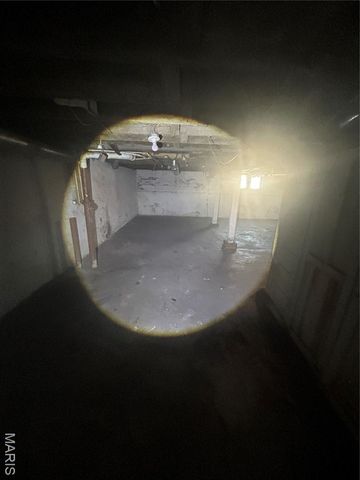 4330 Penrose Street, St Louis, MO 63115