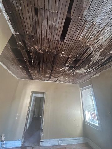 4330 Penrose Street, St Louis, MO 63115