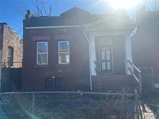 4330 Penrose Street, St Louis, MO 63115